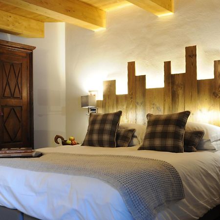 L'Abri Des Amis Hotel Courmayeur Ngoại thất bức ảnh