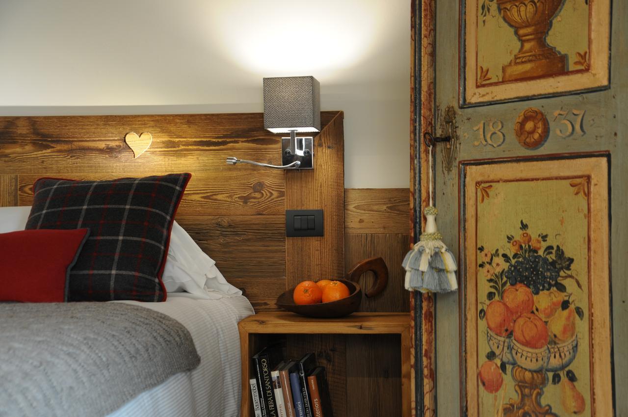 L'Abri Des Amis Hotel Courmayeur Ngoại thất bức ảnh