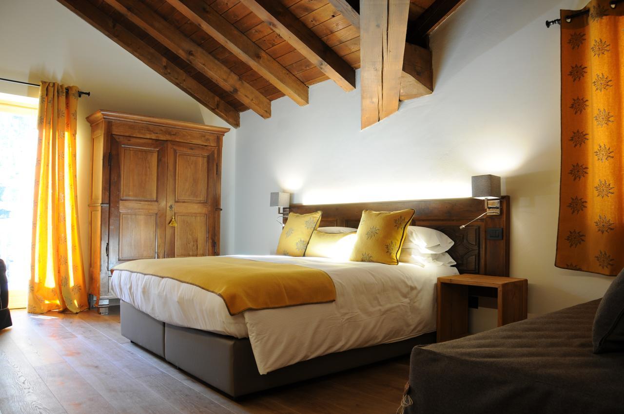 L'Abri Des Amis Hotel Courmayeur Ngoại thất bức ảnh