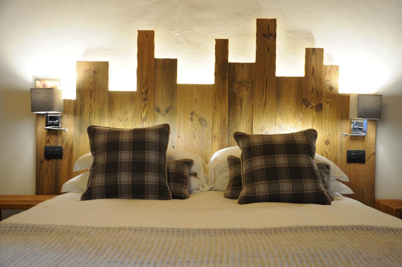 L'Abri Des Amis Hotel Courmayeur Ngoại thất bức ảnh