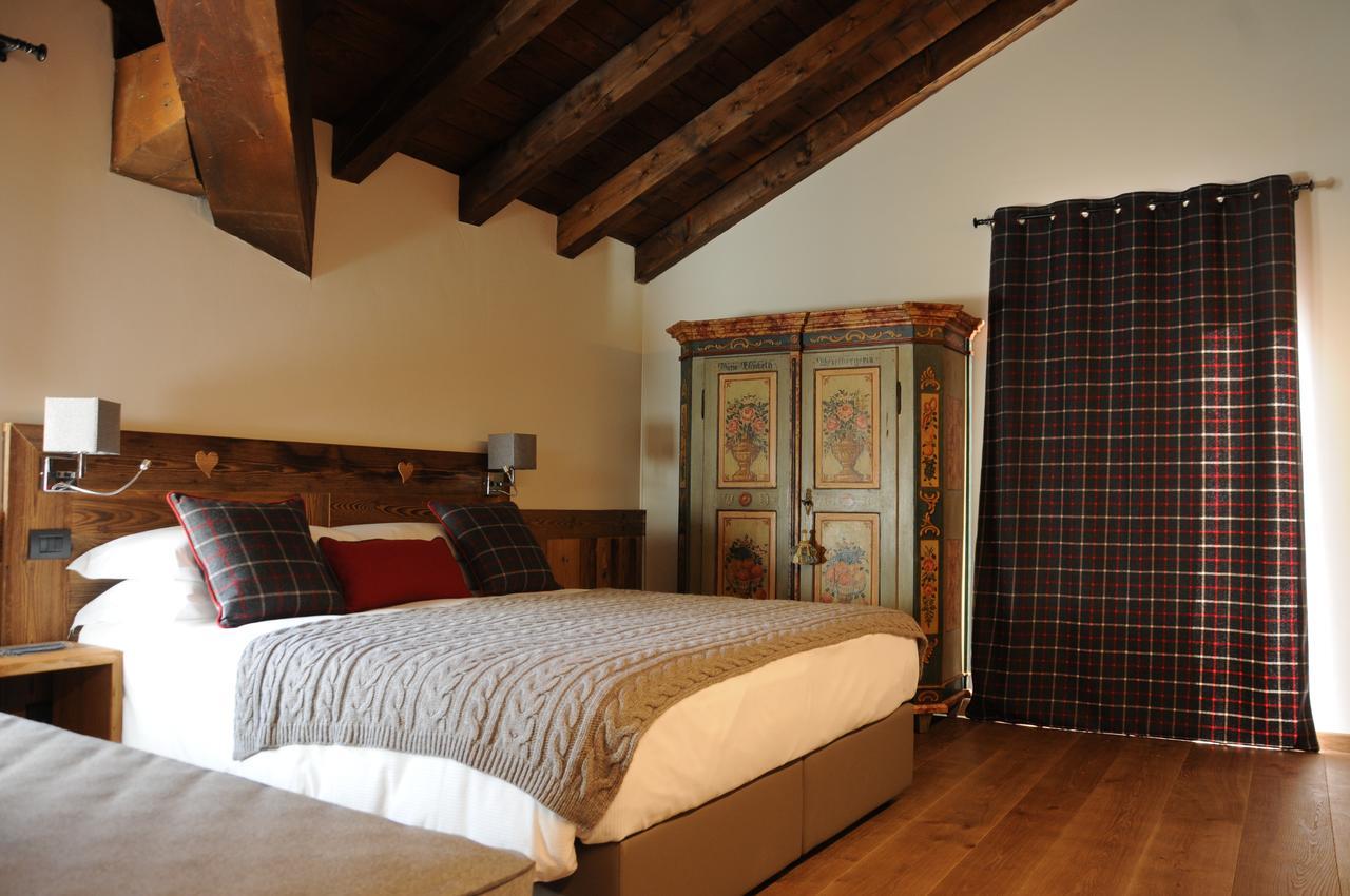 L'Abri Des Amis Hotel Courmayeur Ngoại thất bức ảnh
