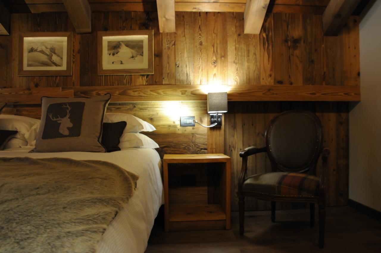 L'Abri Des Amis Hotel Courmayeur Ngoại thất bức ảnh