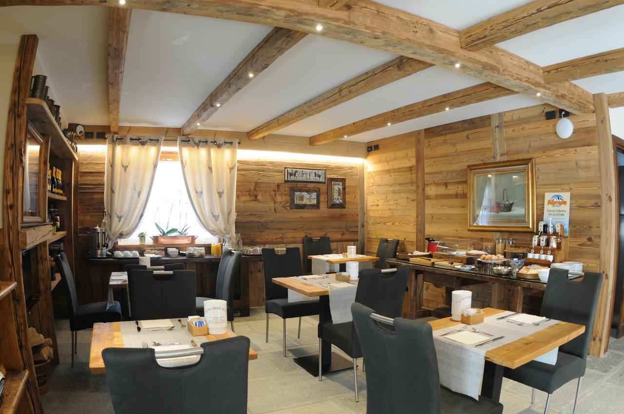 L'Abri Des Amis Hotel Courmayeur Ngoại thất bức ảnh